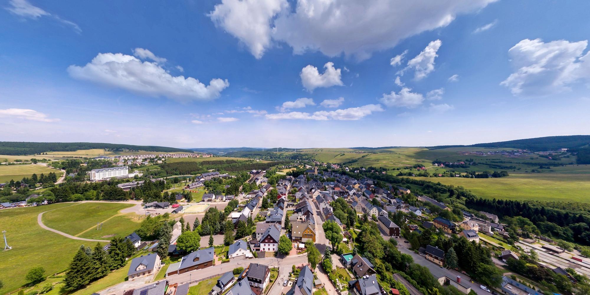Ahorn Hotel Am Fichtelberg クロルト・オーバーヴィーゼンタール エクステリア 写真