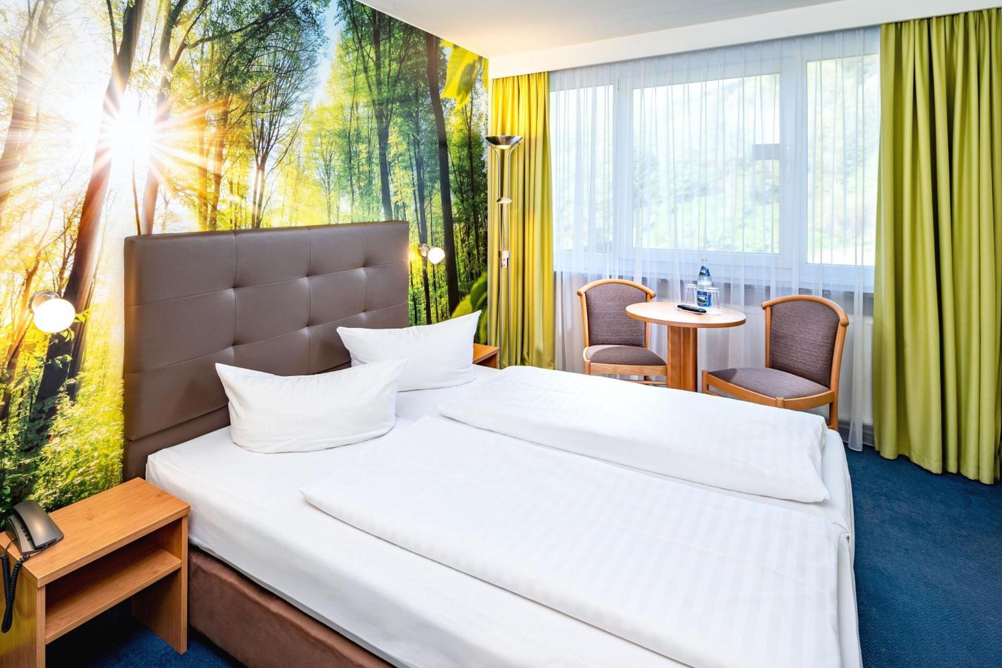 Ahorn Hotel Am Fichtelberg クロルト・オーバーヴィーゼンタール エクステリア 写真